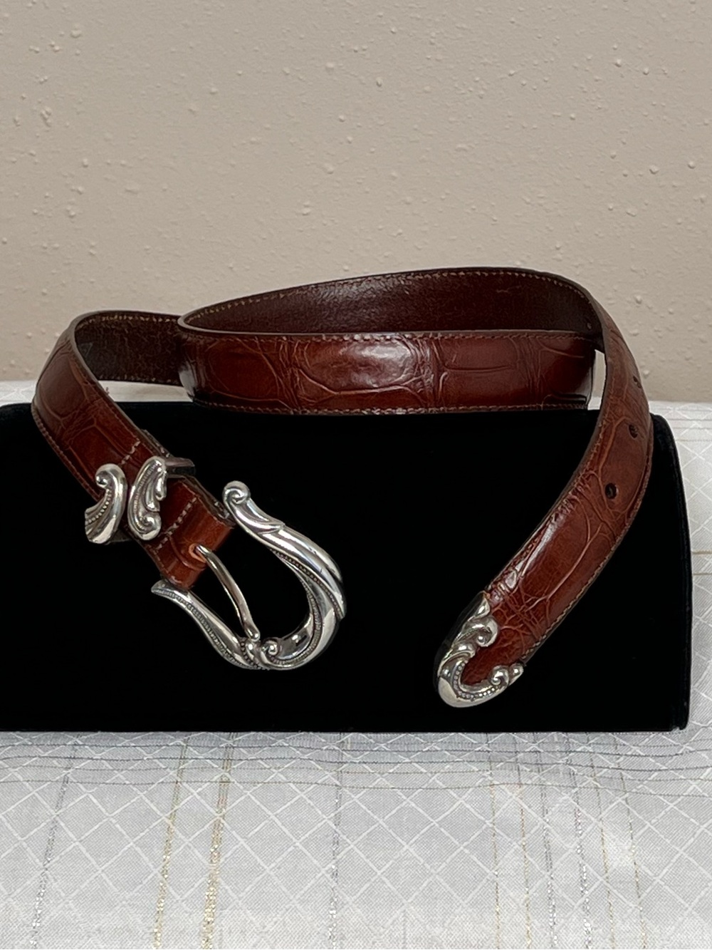 Brighton Womens Belt Size Large 38” Long Brown Croc Embossed Leather - Picture 2 of 6